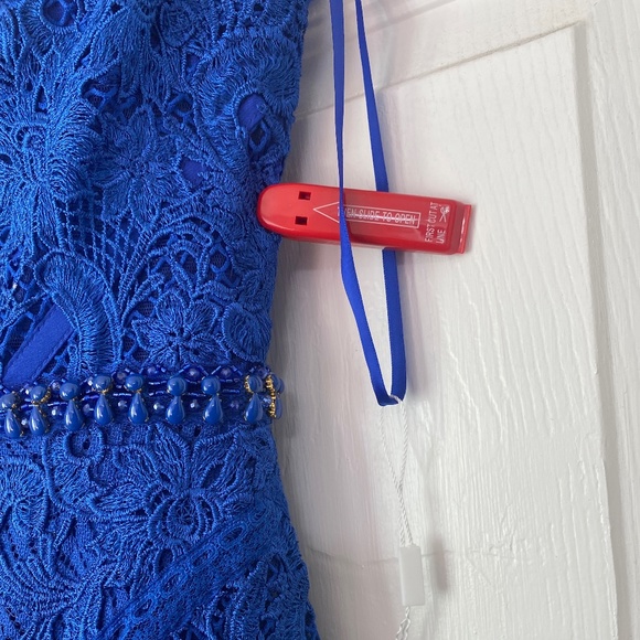 NWOT MAC DUGGAL LACE MERMAID GOWN SIZE 2 Style 79082 - Picture 5 of 9